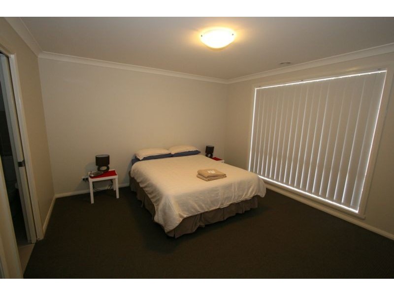 35 Moonstone Drive, Orange NSW 2800