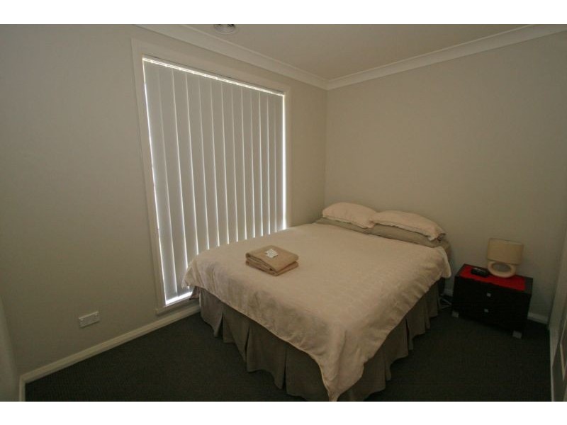 35 Moonstone Drive, Orange NSW 2800