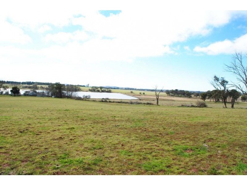 - Spring Terrace Road, Orange NSW 2800