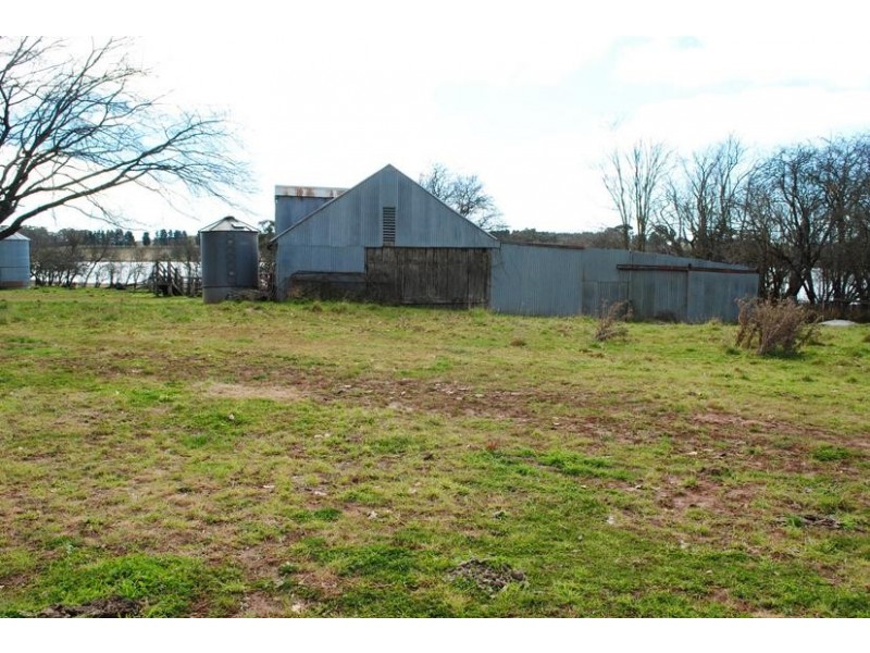 - Spring Terrace Road, Orange NSW 2800