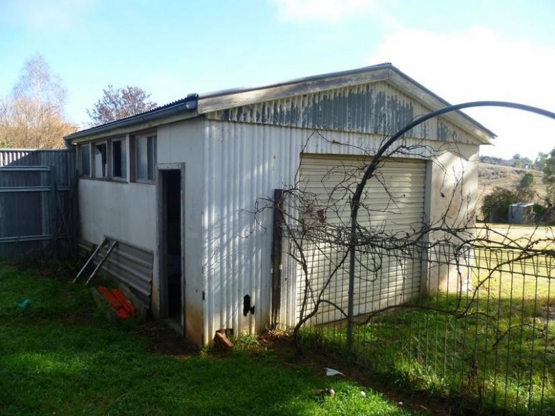 17 Phillip Street, Molong NSW 2866