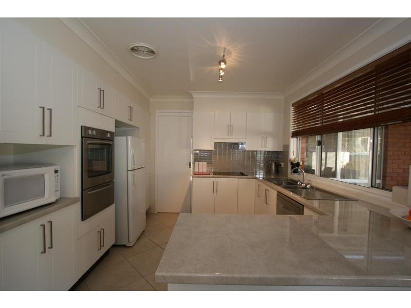 132 Sieben Drive, Orange NSW 2800