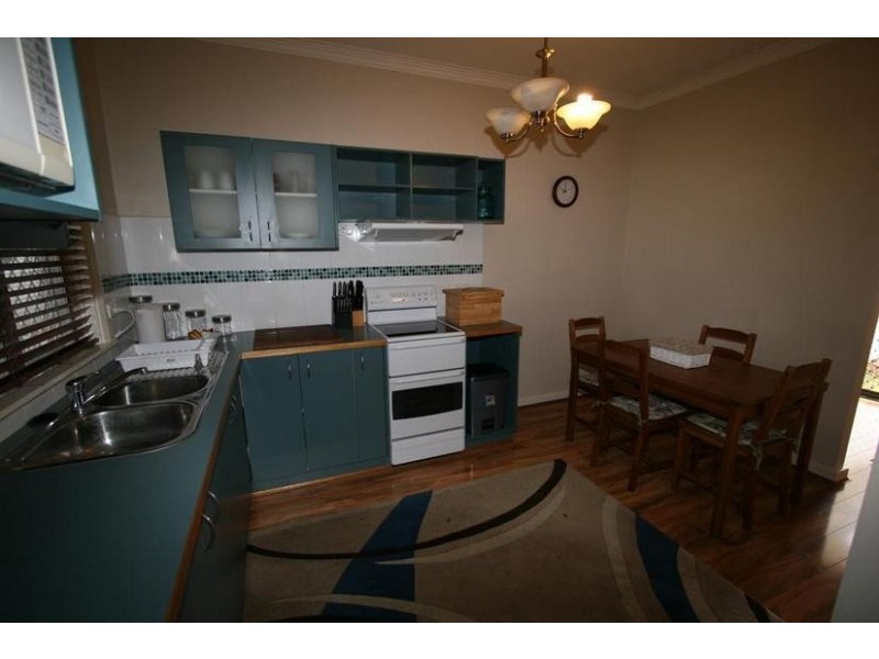 4 Bardia Avenue, Orange NSW 2800