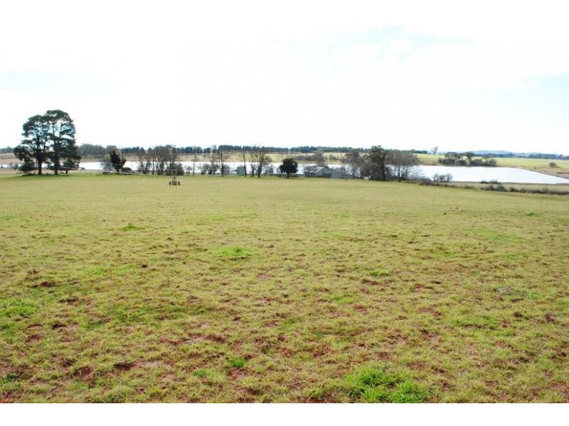 - Spring Terrace Road, Spring Terrace NSW 2798