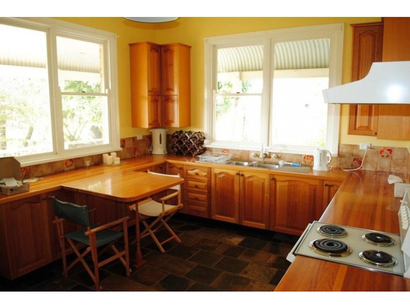 - Spring Terrace Road, Spring Terrace NSW 2798