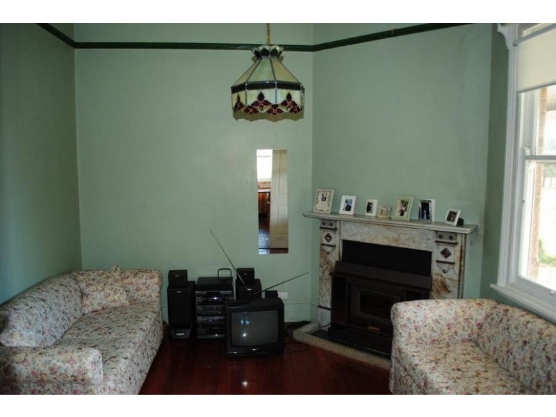 - Spring Terrace Road, Spring Terrace NSW 2798