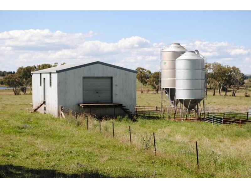 - Spring Terrace Road, Spring Terrace NSW 2798