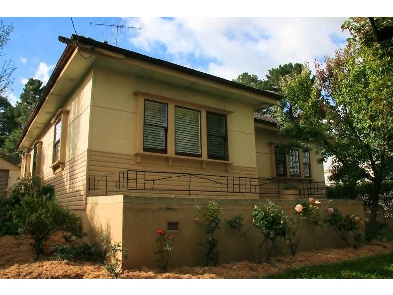 2 Allenby Road, Orange NSW 2800