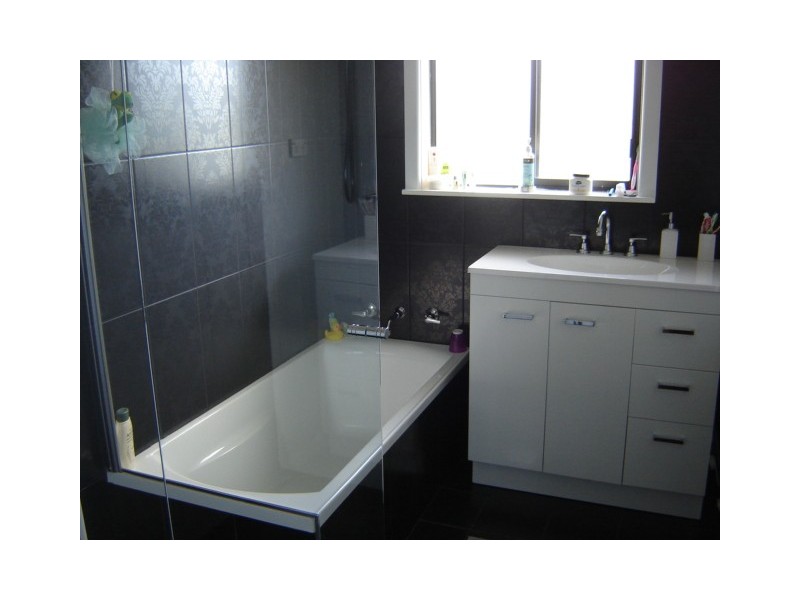 8 Norton Close, Blayney NSW 2799