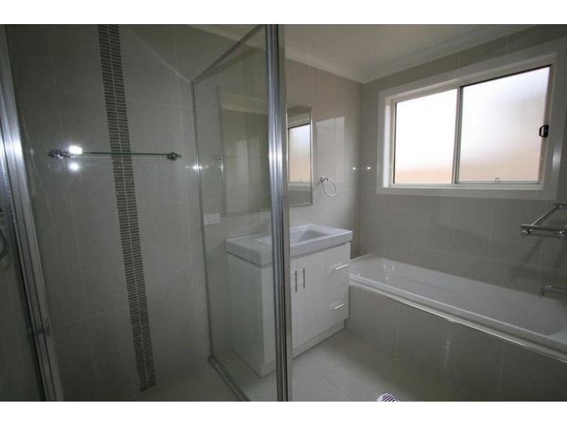 104 Diamond Drive, Orange NSW 2800