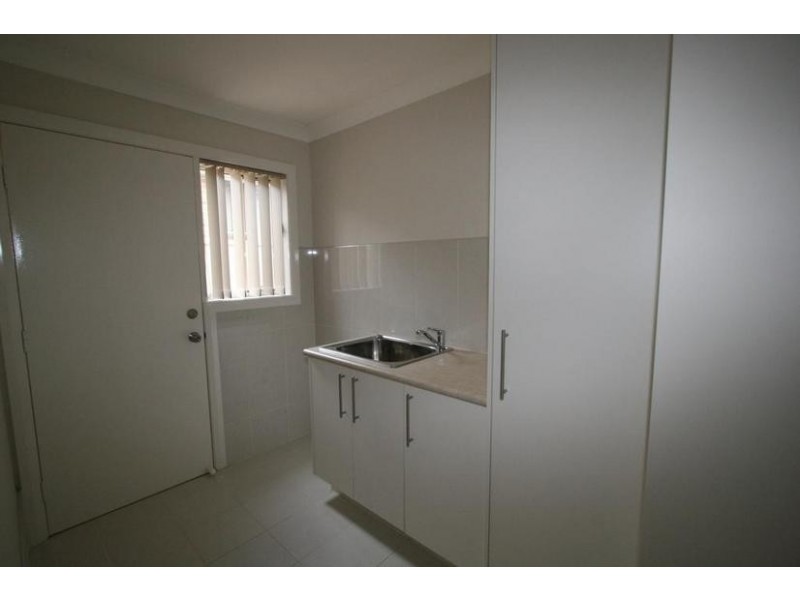 104 Diamond Drive, Orange NSW 2800