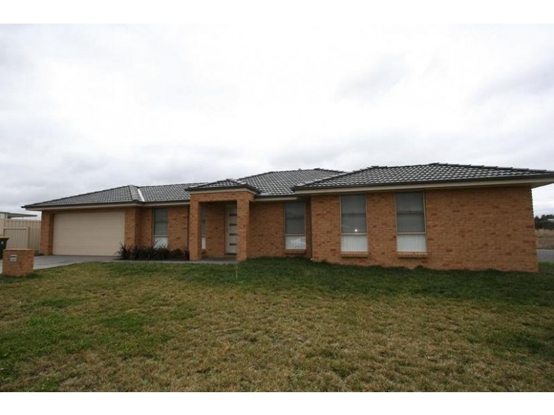 15 Sapphire Street, Orange NSW 2800