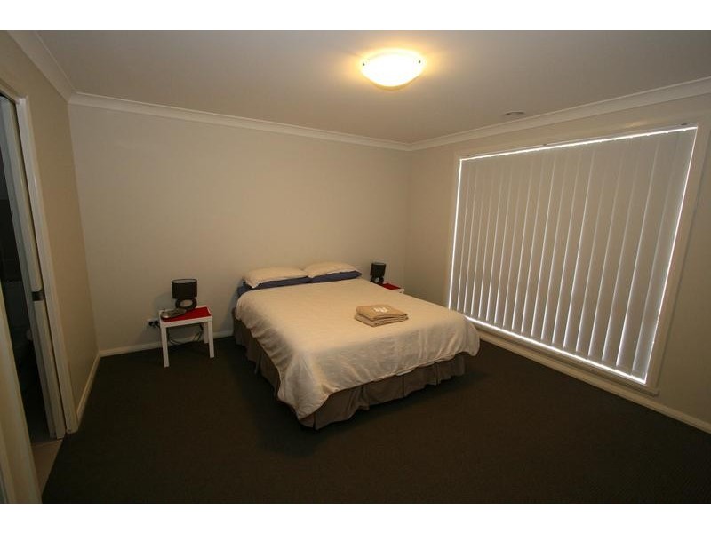 35 Moonstone Drive, Orange NSW 2800