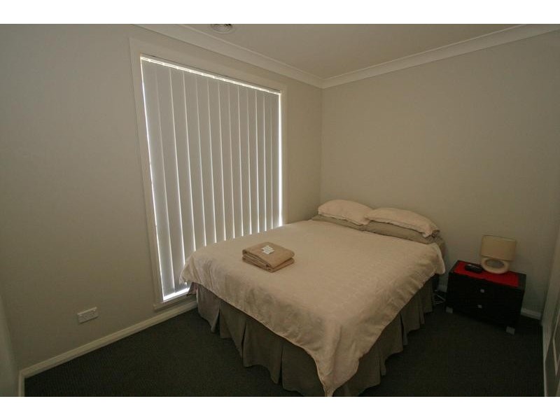 35 Moonstone Drive, Orange NSW 2800