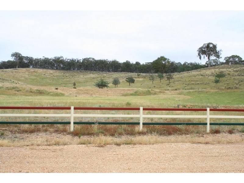 Lewis Ponds Road, Orange NSW 2800
