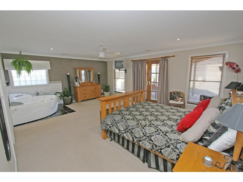 36 March Street, Orange NSW 2800