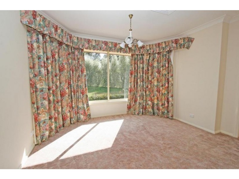 34 Hewitt Close, Orange NSW 2800