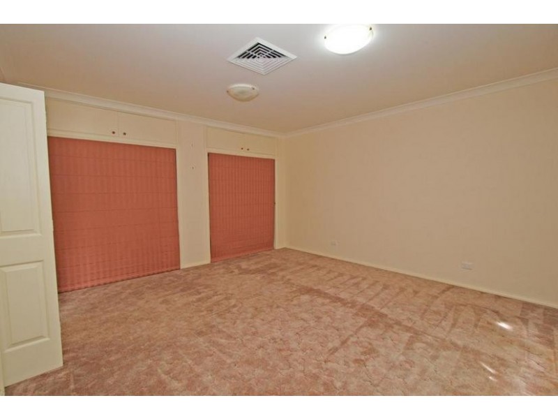 34 Hewitt Close, Orange NSW 2800