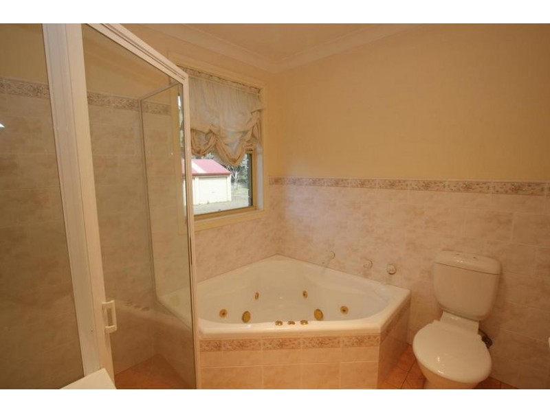 34 Hewitt Close, Orange NSW 2800