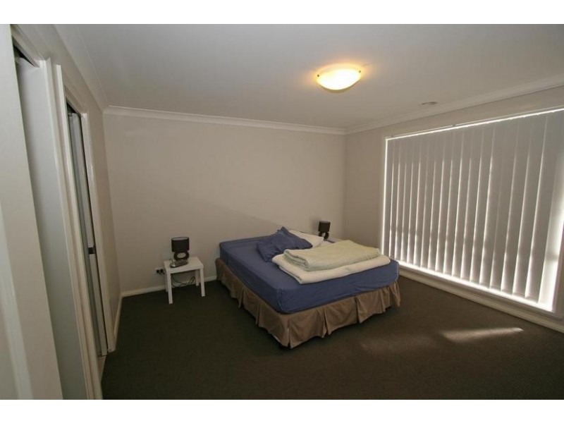35 Moonstone Drive, Orange NSW 2800