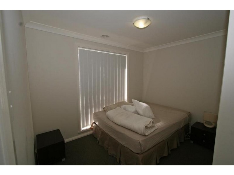 35 Moonstone Drive, Orange NSW 2800