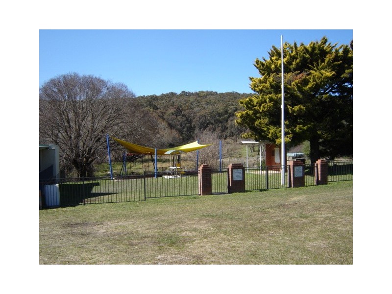 32 Arthur Street, Trunkey Creek NSW 2795