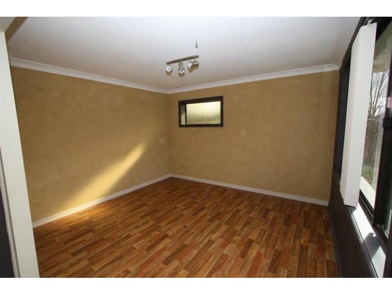 77 Park Road, Orange NSW 2800