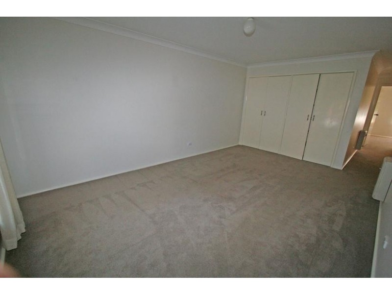 9/9 Amangu Close, Orange NSW 2800