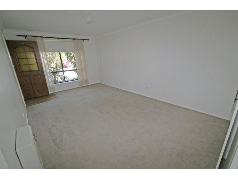 9/9 Amangu Close, Orange NSW 2800