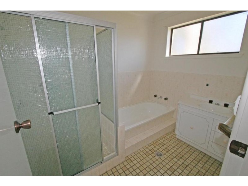 9/9 Amangu Close, Orange NSW 2800