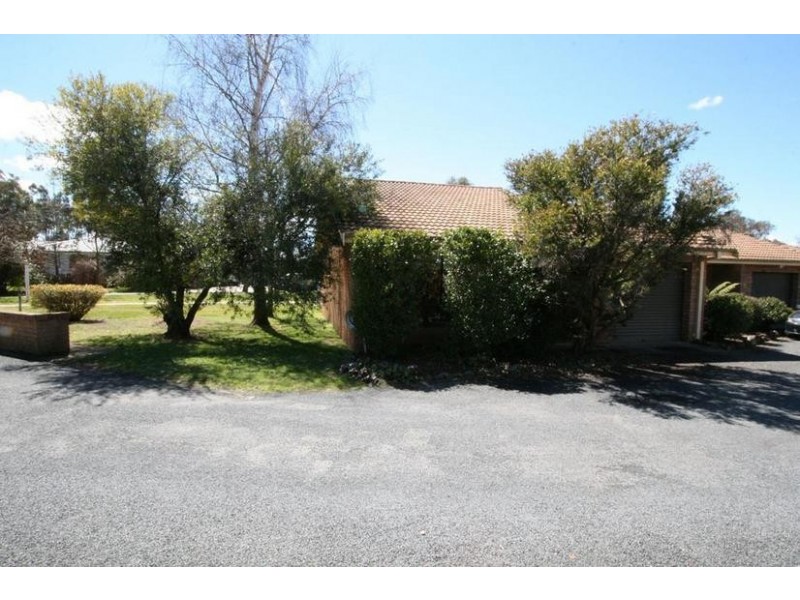 9/9 Amangu Close, Orange NSW 2800