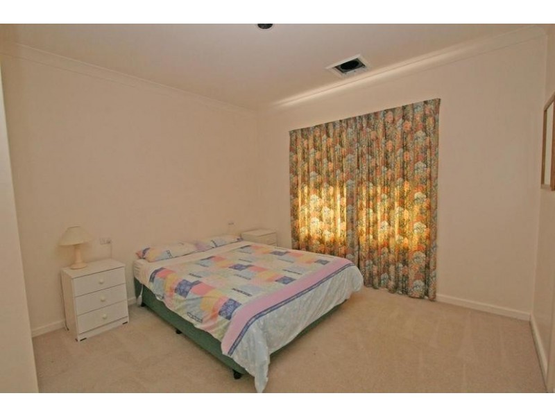 15a Rowan Street, Orange NSW 2800