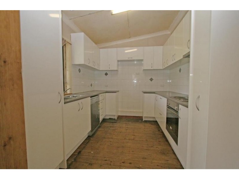 20 Worboys Street, Spring Hill NSW 2800