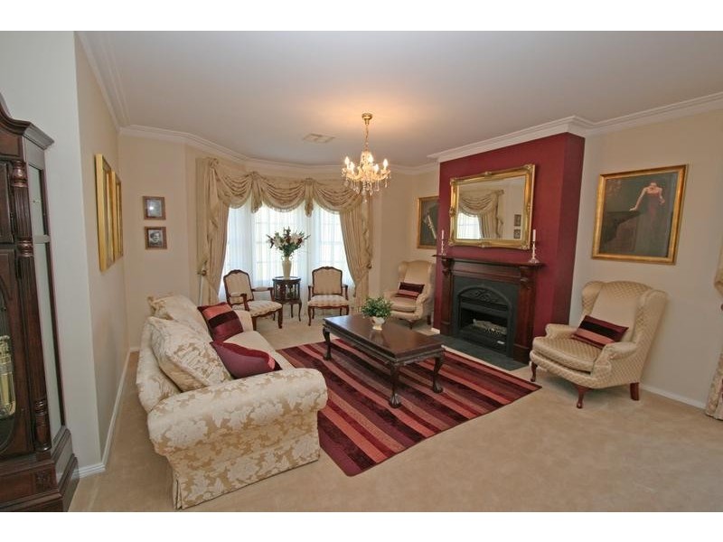 19 Daydawn Place, Orange NSW 2800