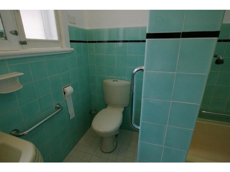 305 Lords Place, Orange NSW 2800