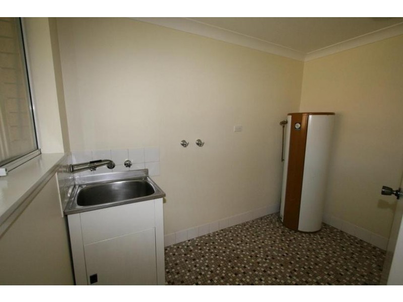 2 Malvern Avenue, Orange NSW 2800