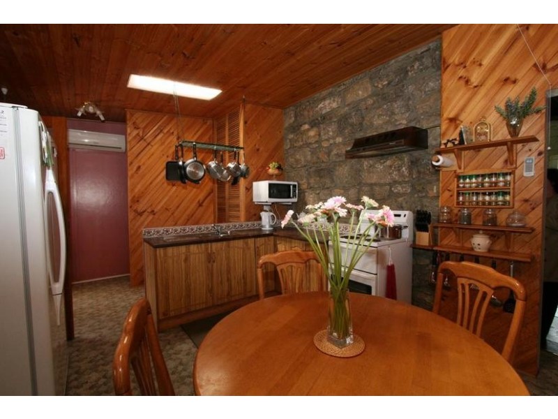 146 Market Street, Molong NSW 2866