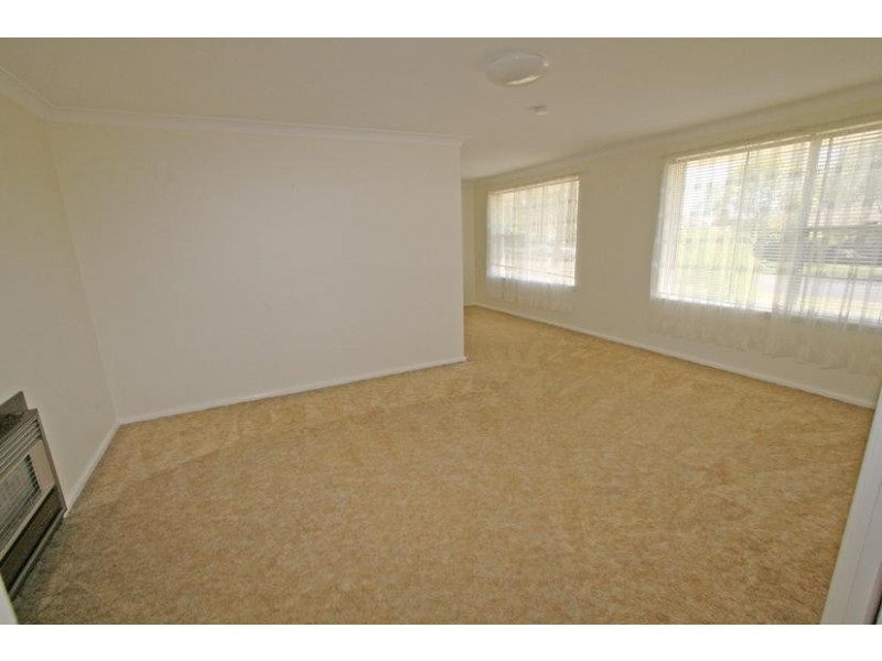 2 Malvern Avenue, Orange NSW 2800