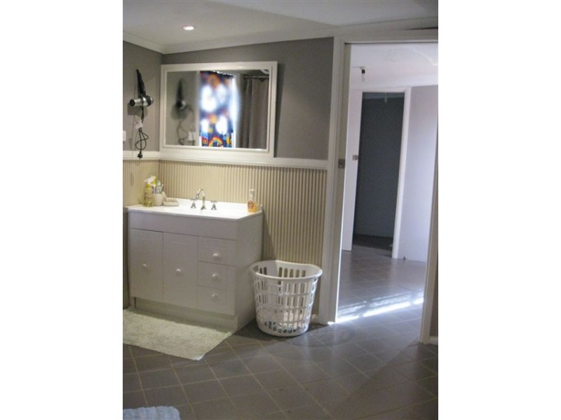 69 Cudal Street, Manildra, Molong NSW 2866