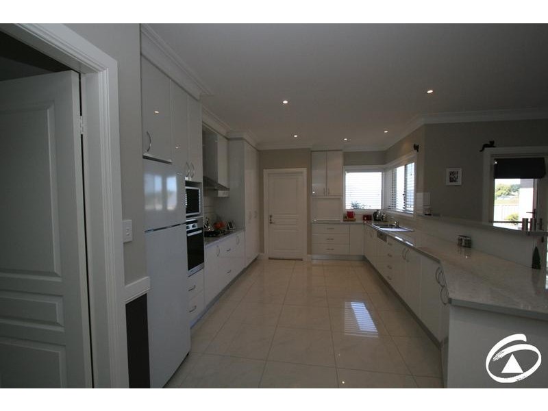 21 Stirling Avenue, Orange NSW 2800