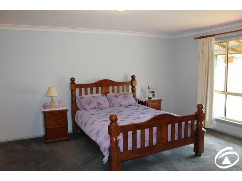 2496 Burrendong Way, Orange NSW 2800