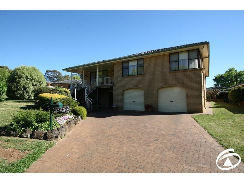 7 Karimi Way, Orange NSW 2800