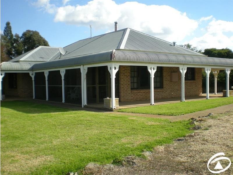 ‘Borenore’, Griffin Road, Orange NSW 2800