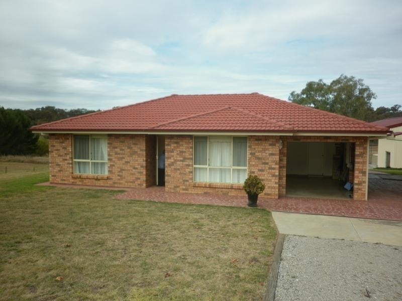 100 Manildra Road, Molong NSW 2866
