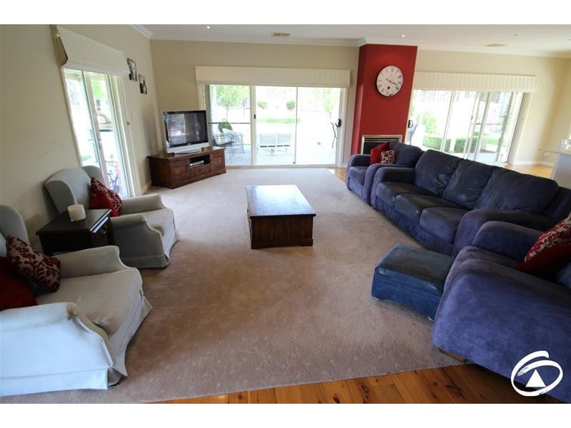 11 Shepherd Drive, Mullion Creek NSW 2800