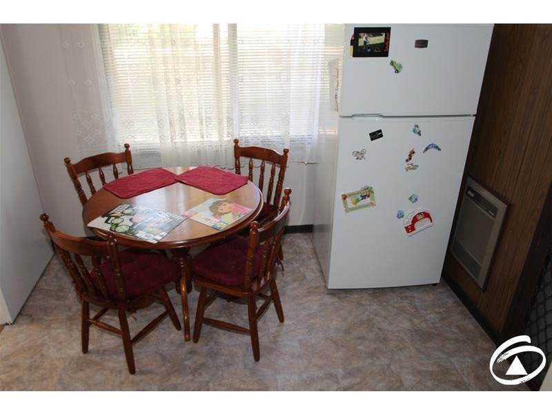 4 Euroka Place, Blayney NSW 2799