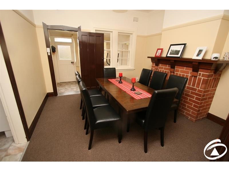 105 Lords Place, Orange NSW 2800