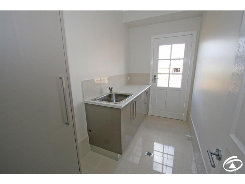 3 Row Close, Orange NSW 2800