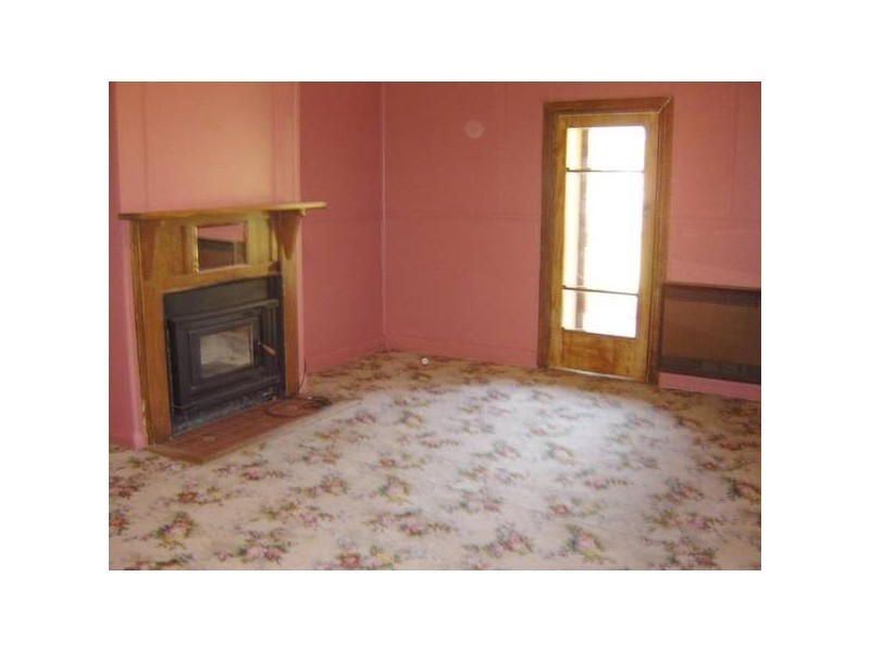 - Garra Road, Molong NSW 2866