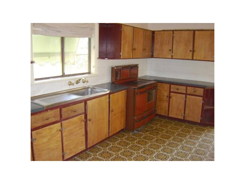 - Garra Road, Molong NSW 2866